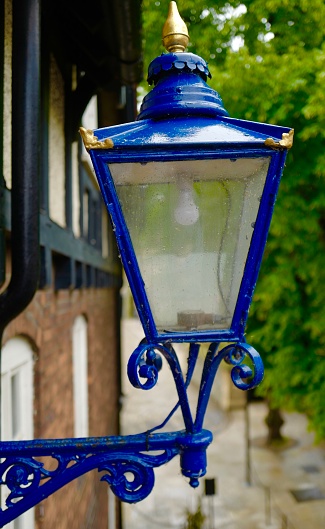 Cast iron English street light