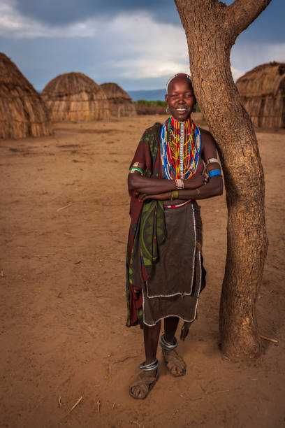 istock Young woman from Erbore tribe 1396933988