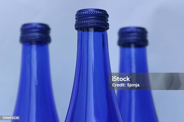 Frascos De Vidro Azul - Fotografias de stock e mais imagens de Alimentação Saudável - Alimentação Saudável, Azul, Comida