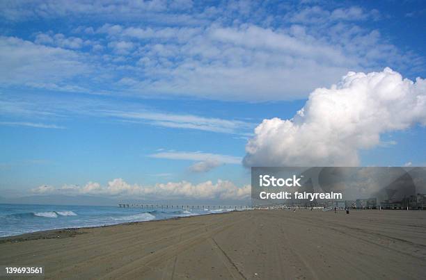 Foto de Praia Redondo e mais fotos de stock de Areia - Areia, Arrebentação, Azul