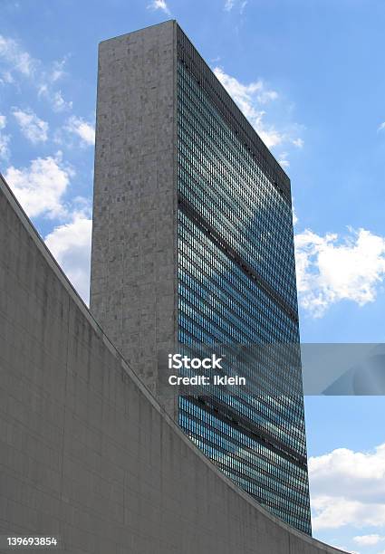 Asamblea General De Las Naciones Unidas Y De La Secretaría Edificios Foto de stock y más banco de imágenes de Aire libre