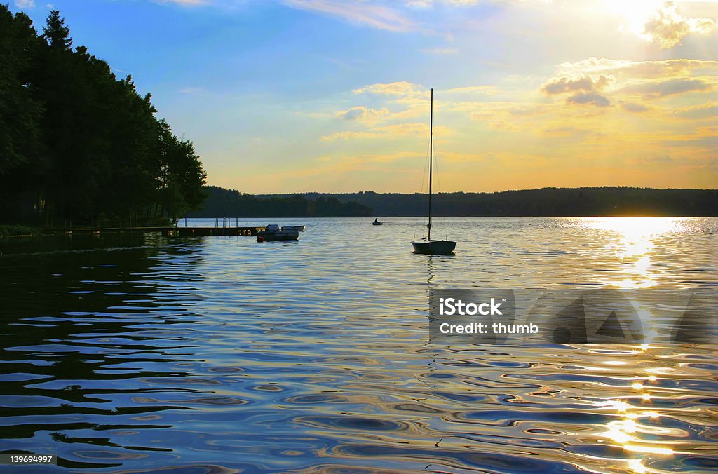 Deux couleurs du coucher du soleil - Photo de Baie - Eau libre de droits