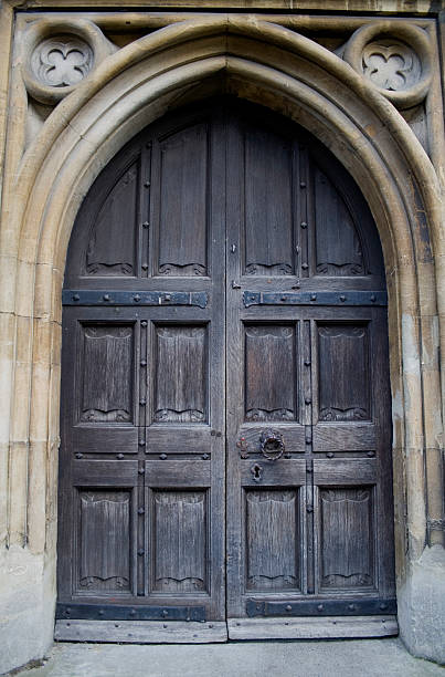 istock Old church Door 139697403