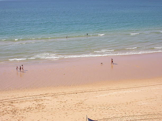 Escena de la playa y al mar, Portugal - foto de stock