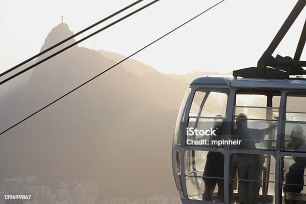 Photo libre de droit de Le Téléphérique Du Pain De Sucre banque d'images et plus d'images libres de droit de Baie de Guanabara - Baie de Guanabara, Brésil, Capitales internationales