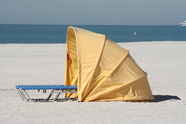 strand-cabana - south carolina beach house north carolina beach stock-fotos und bilder