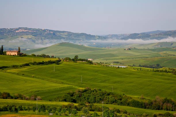 istock Tuscany. Spring views of the Val d'Orcia. Italy 1397014056