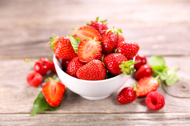 bowl of fresh strawberries