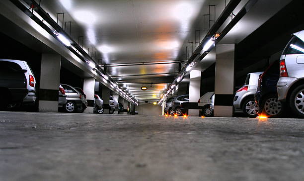 o estacionamento - building feature parking garage stationary built structure - fotografias e filmes do acervo