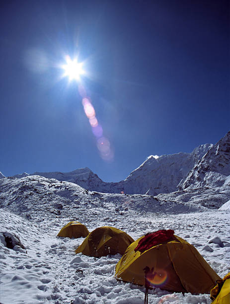 Campamento base del himalaya - foto de stock