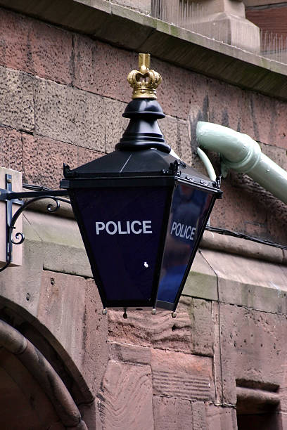 голубой полиции лампа - police british culture lamp chester england стоковые фото и изображения