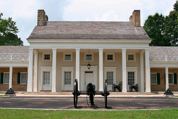 istock Southern Mansion and Cannon 139704416
