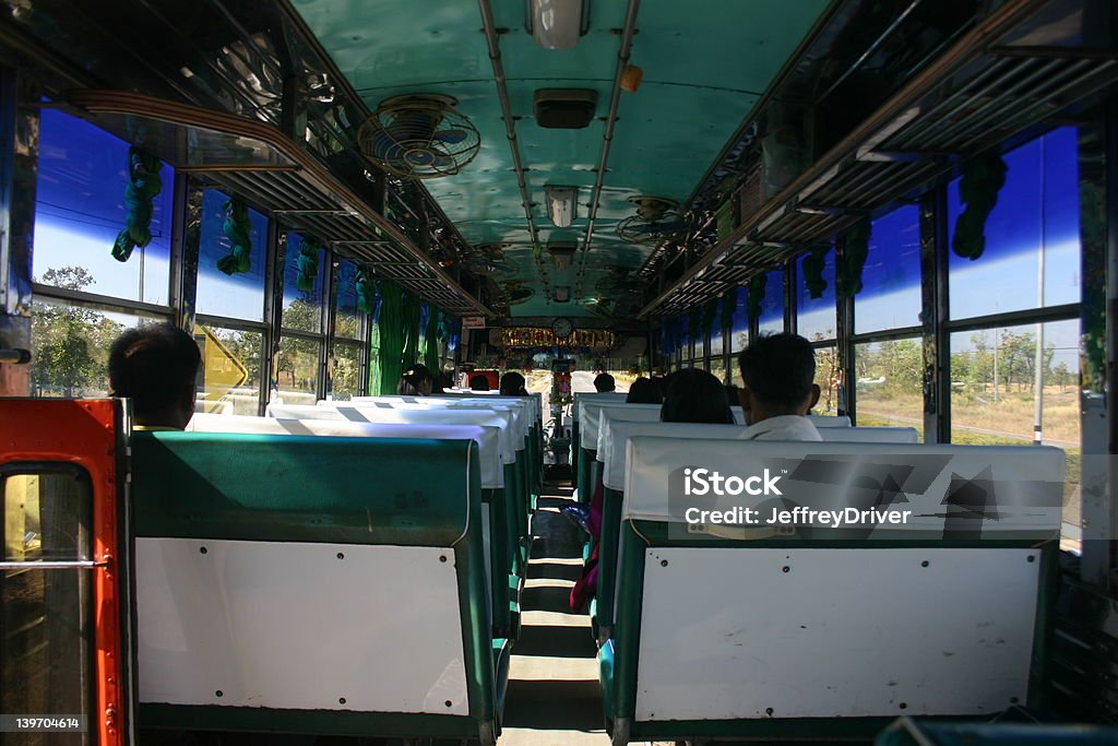 Transport lokalny - Zbiór zdjęć royalty-free (Autobus)