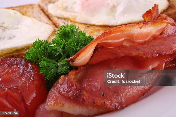 Speck Und Ei Stockfoto und mehr Bilder von Brotsorte - Brotsorte, Englisches Frühstück, Essbare Verzierung