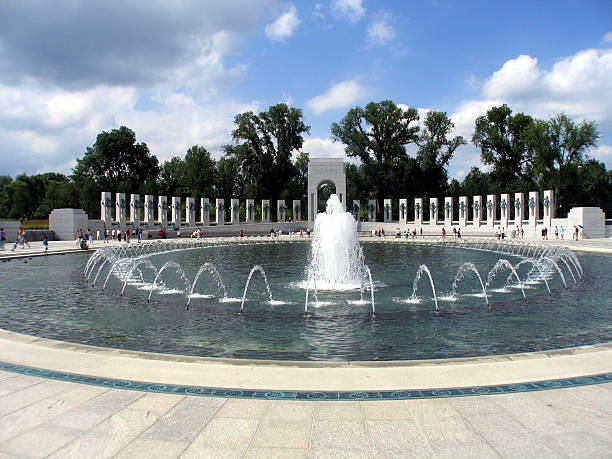 istock WWII Atlantic Fountains 139705550