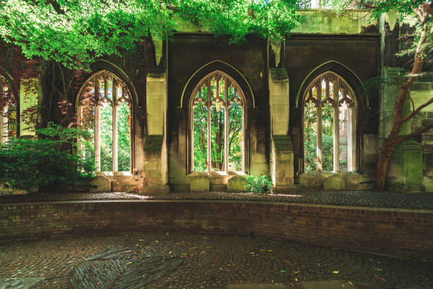 istock St. Dunstan in the East Courtyard, London 1397080043