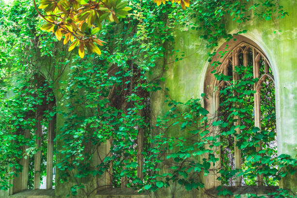 istock St. Dunstan in the East Courtyard, London 1397080068