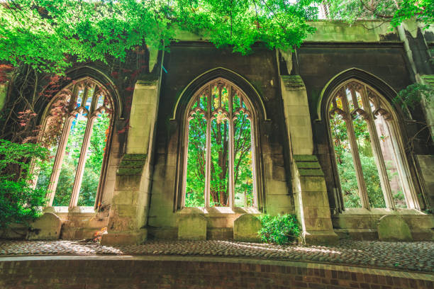 istock St. Dunstan in the East Courtyard, London 1397080086