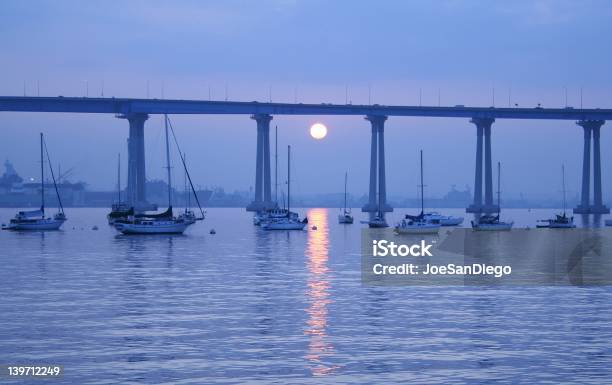 Bay Bridge Morgen Blues Stockfoto und mehr Bilder von Brücke - Brücke, Bucht, Fotografie