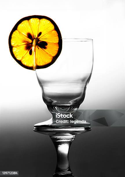 레몬색 한 유리컵 0명에 대한 스톡 사진 및 기타 이미지 - 0명, 감귤류 과일, 과일