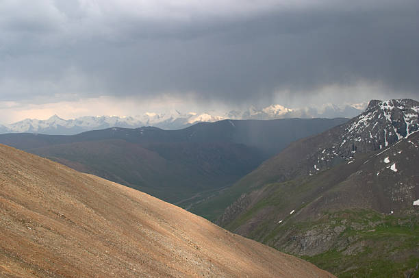 Regen auf die Berge – Foto