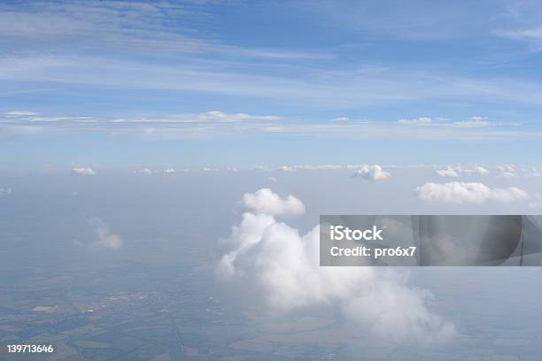 Антенна Над Облаками — стоковые фотографии и другие картинки Англия - Англия, В воздухе, Великобритания