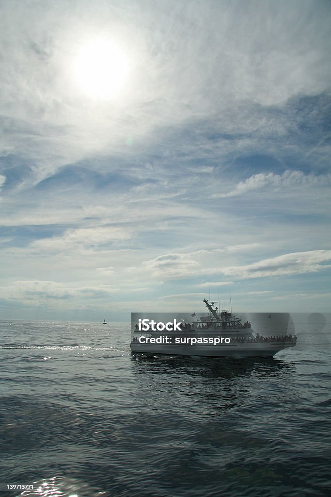 Barca da crociera - Foto stock royalty-free di Albero maestro