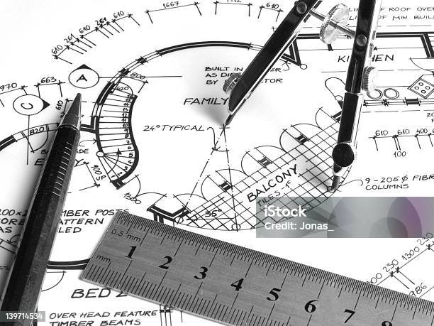 Foto de Elaboração De Ferramentas e mais fotos de stock de Arquitetura - Arquitetura, Arte, Arte e Artesanato - Assunto