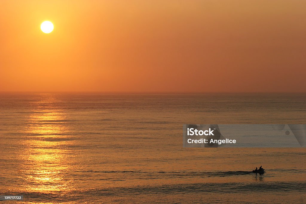 Coucher de soleil sur l'océan - Photo de Brillant libre de droits