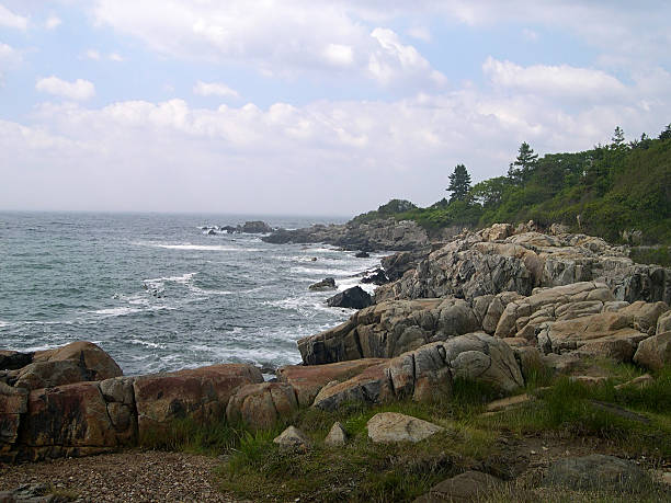 istock Rocky Maine Coastline 139717822