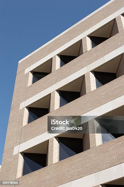 Gebäude Stockfoto und mehr Bilder von Arbeitsstätten - Arbeitsstätten, Architektur, Baugewerbe