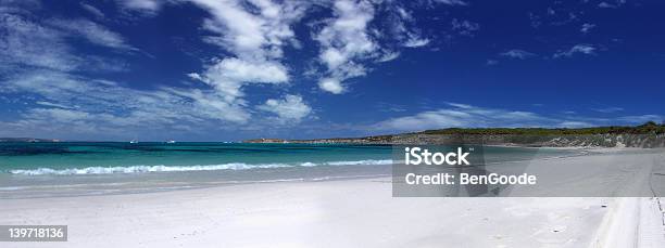 Vista Panorámica De La Playa Foto de stock y más banco de imágenes de Australia meridional - Australia meridional, Playa, Actividades recreativas