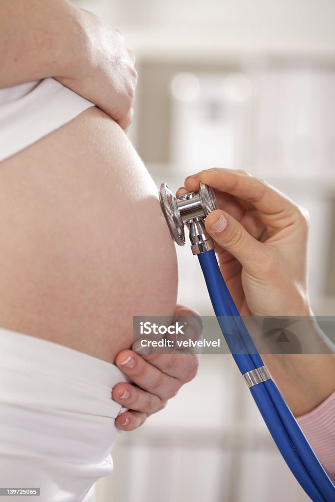 pregnancy verification of pregnancy in mothers Pregnant Stock Photo