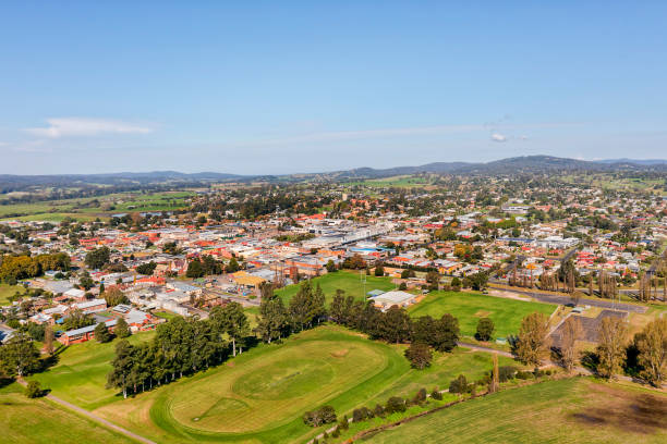 istock D Bega All town close oval 1397262840