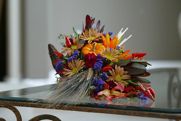 Cornucópia de Flores - fotografia de stock