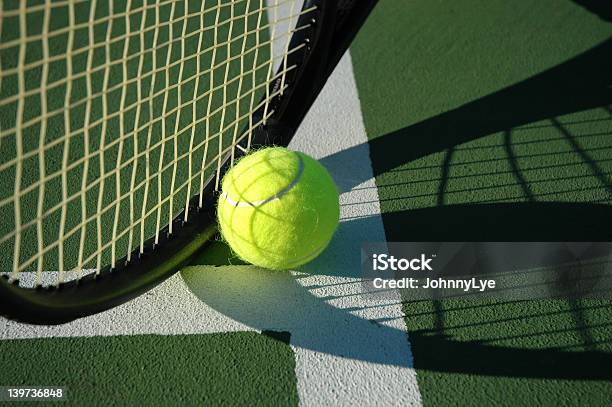 Photo libre de droit de Série De Tennis banque d'images et plus d'images libres de droit de Accident bénin - Accident bénin, Balle de tennis, Balle ou ballon