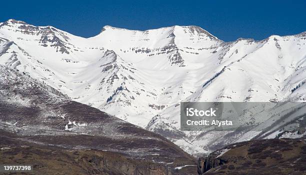 Monte Timpanogos Closeup Da Ovest - Fotografie stock e altre immagini di Monte Timpanogos - Monte Timpanogos, Neve, Ambientazione esterna