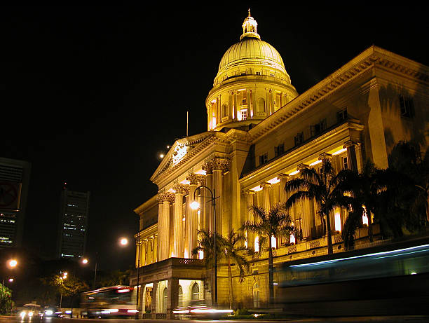 istock Singapore City Hall at Night 139737528