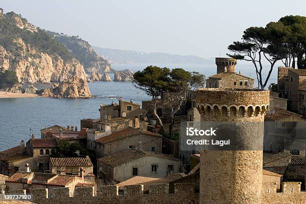 Tossa De Mar Costa Brava Foto de stock y más banco de imágenes de Acantilado - Acantilado, Aire libre, Comunidad Autónoma de Cataluña