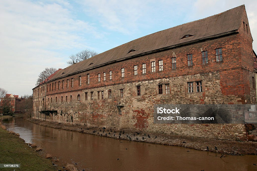 La vecchia fabbrica - Foto stock royalty-free di Acqua