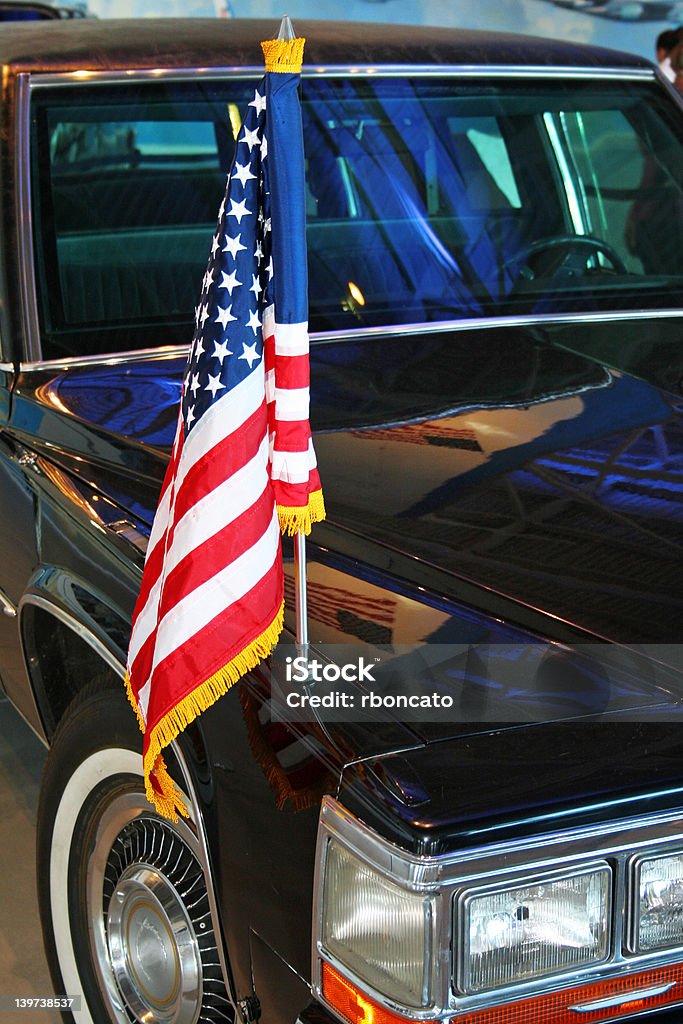 Uns Flagge auf limo - Lizenzfrei Limousine - Luxuswagen Stock-Foto