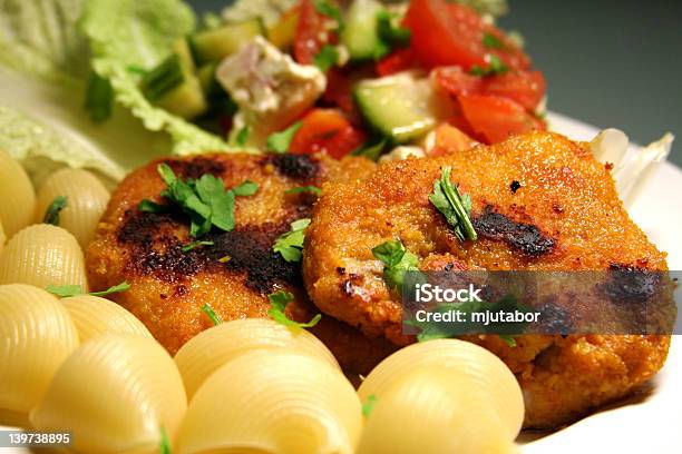 Schnitzel Vienense Escalope - Fotografias de stock e mais imagens de Alemanha - Alemanha, Alho, Alimentação Não-saudável