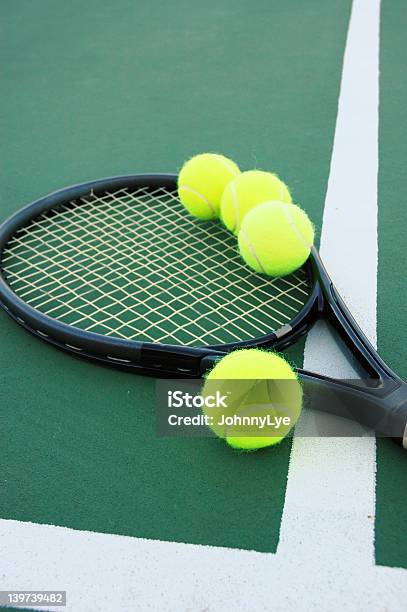 Tennis Reihe 1 Stockfoto und mehr Bilder von Abbrechen - Abbrechen, Auf und ab springen, Aufschlagen - Sport