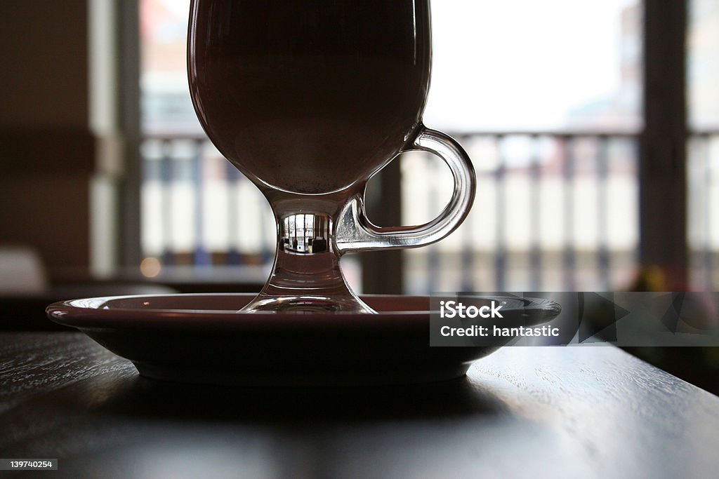Latte w szklane - Zbiór zdjęć royalty-free (Bez ludzi)