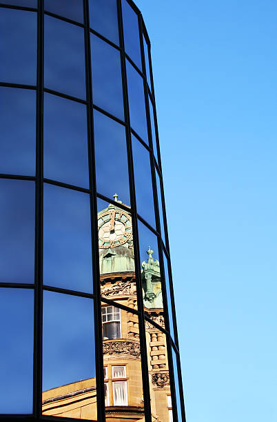 istock Noon in the City 139740655