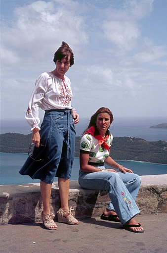 St. Thomas, u.s. Virgin Island, United States. 1977. Two tourists on a viewing platform on the island of St. Thomas.
