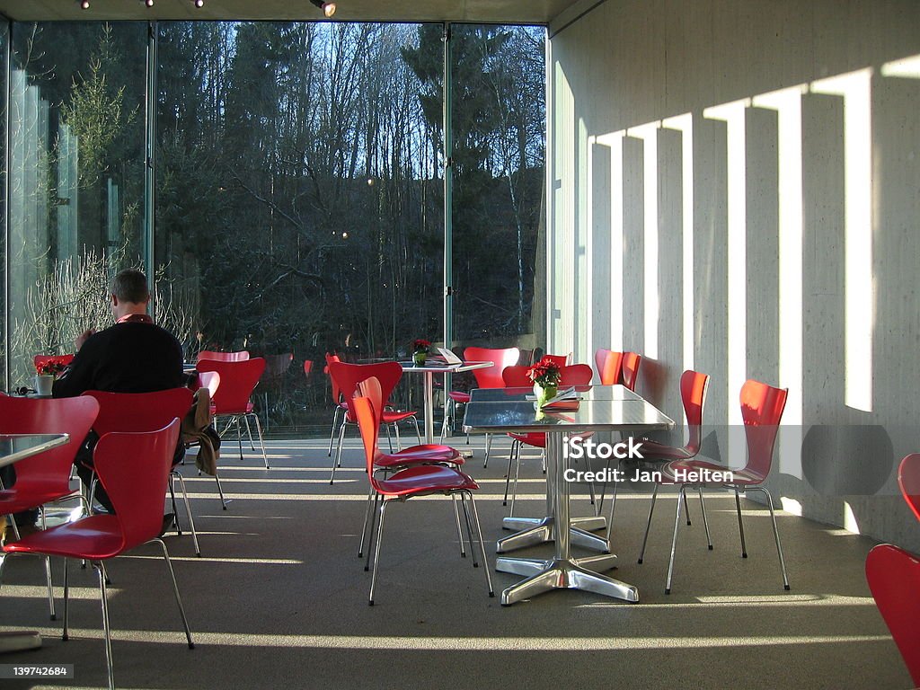 Mann bei seinem Kaffee - Lizenzfrei Café Stock-Foto