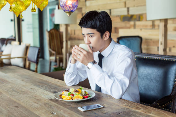 istock west restaurant young people 1397451679