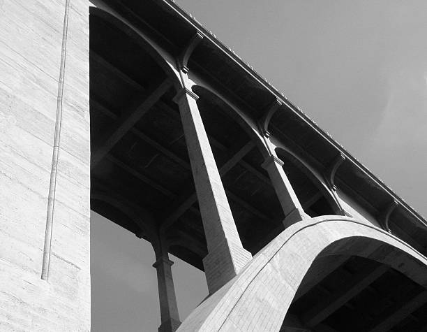 istock Colorado Street Bridge 139745326