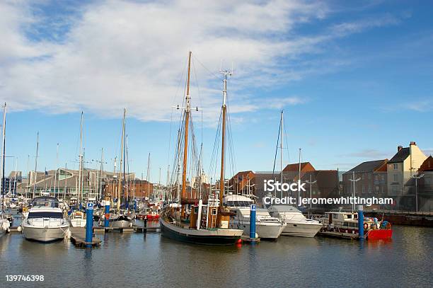 Marina Del Casco Foto de stock y más banco de imágenes de Aire libre - Aire libre, Casco - Parte del barco, Clase alta